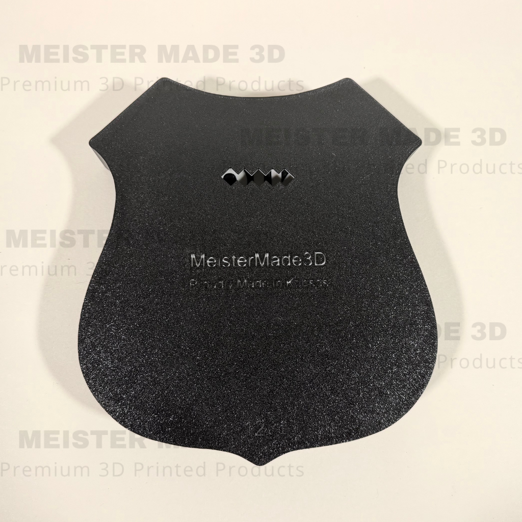 Rear side of sign displaying the multiple adjustable hanging points. The words meistermade 3d and made in kansas are engraved on the back of the sign