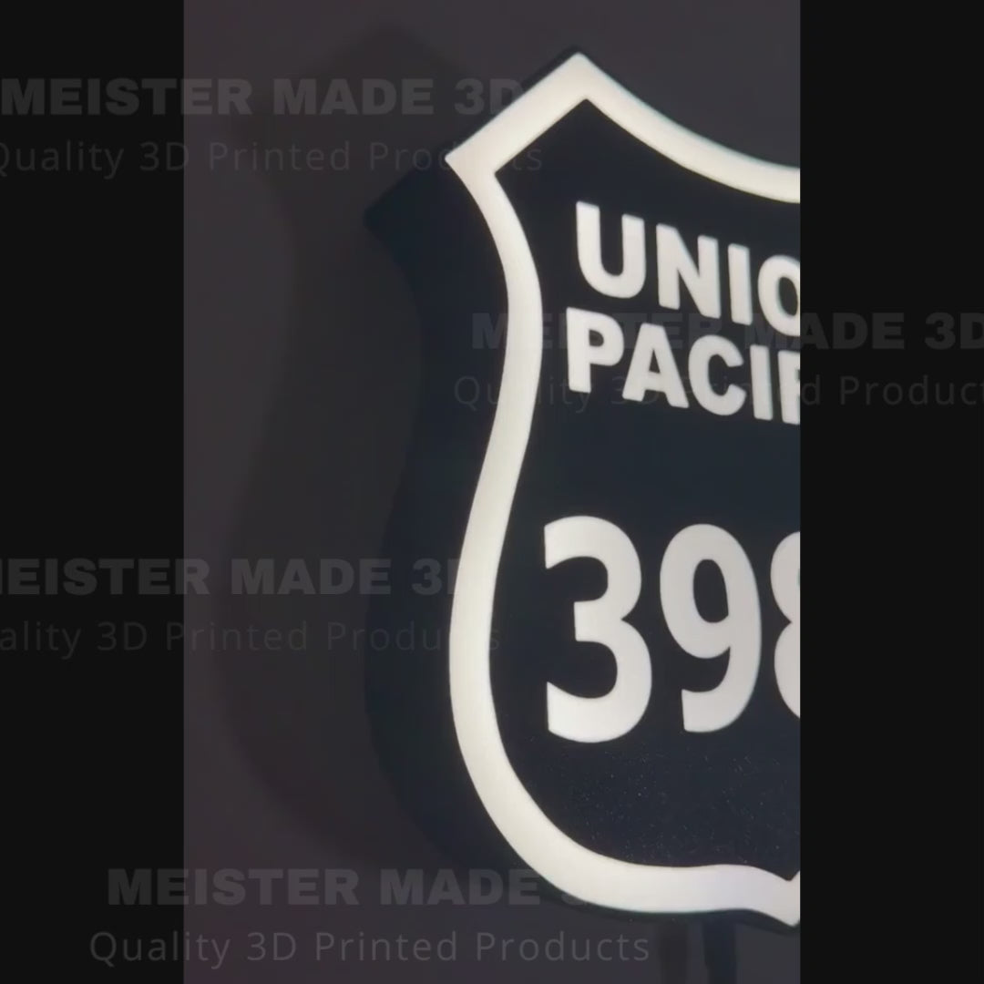 Video showing the union pacific 3985 shield illuminated 